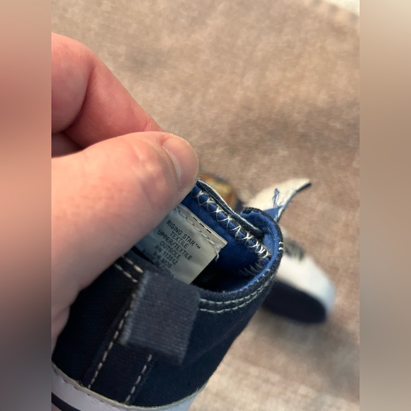 Cute Baseball Themed Design Velcro Boy’s Baby Shoes - Picture 2 of 4